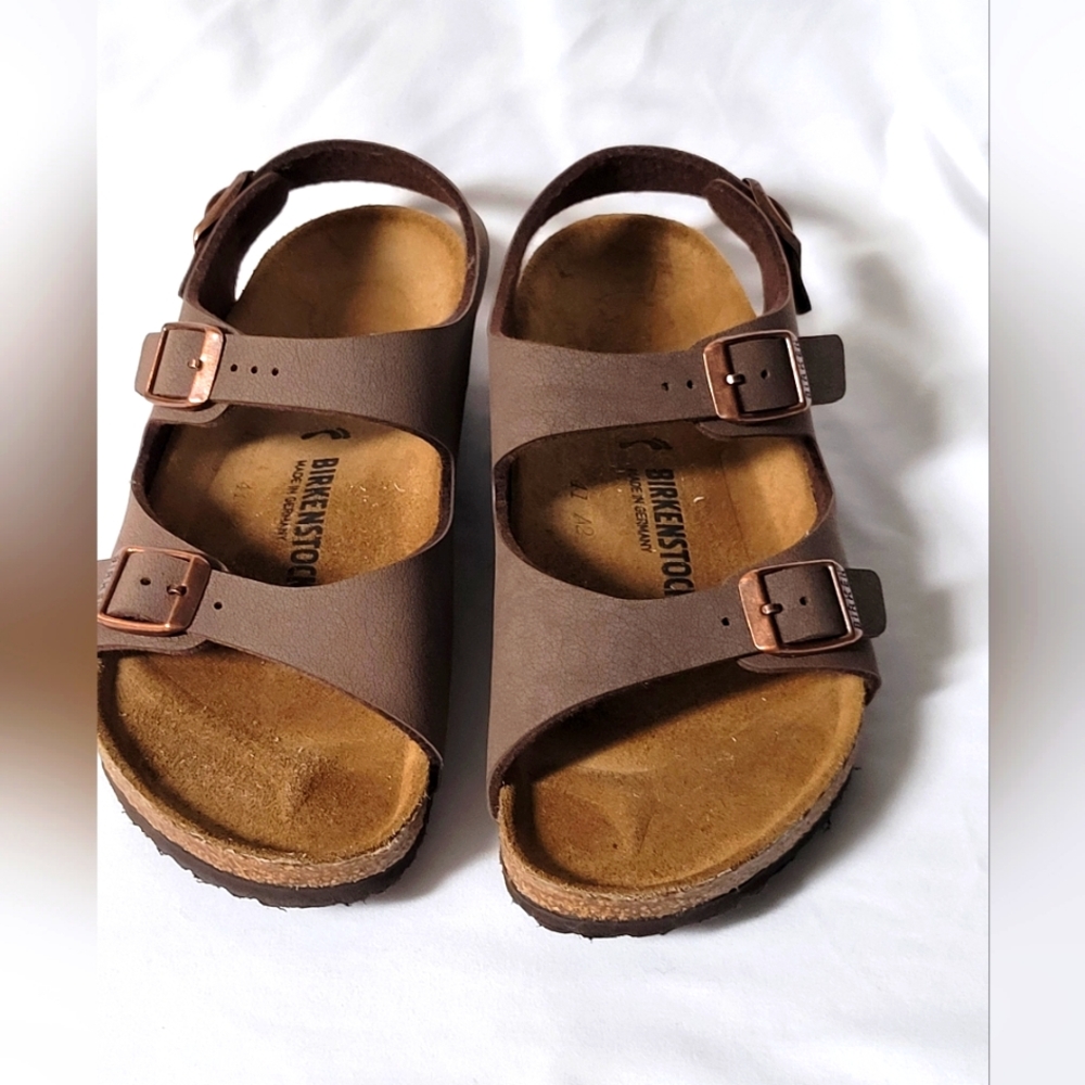 Birkenstock brown sandals